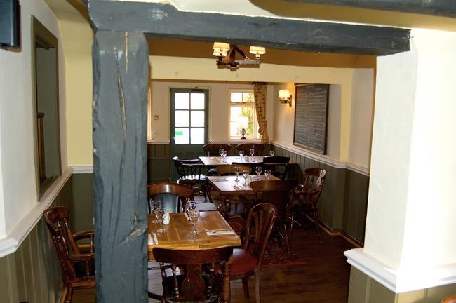 Whyte Harte Hotel Redhill  Extérieur photo