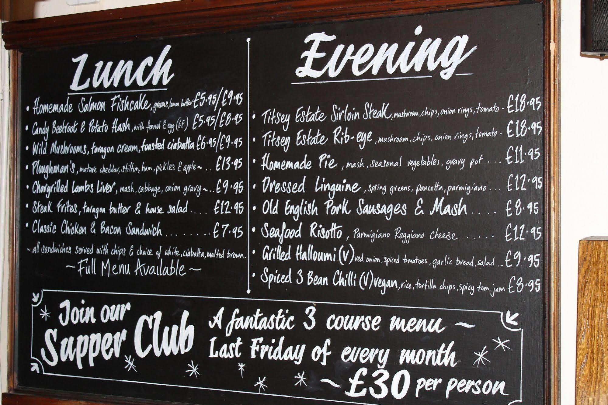 Whyte Harte Hotel Redhill  Extérieur photo