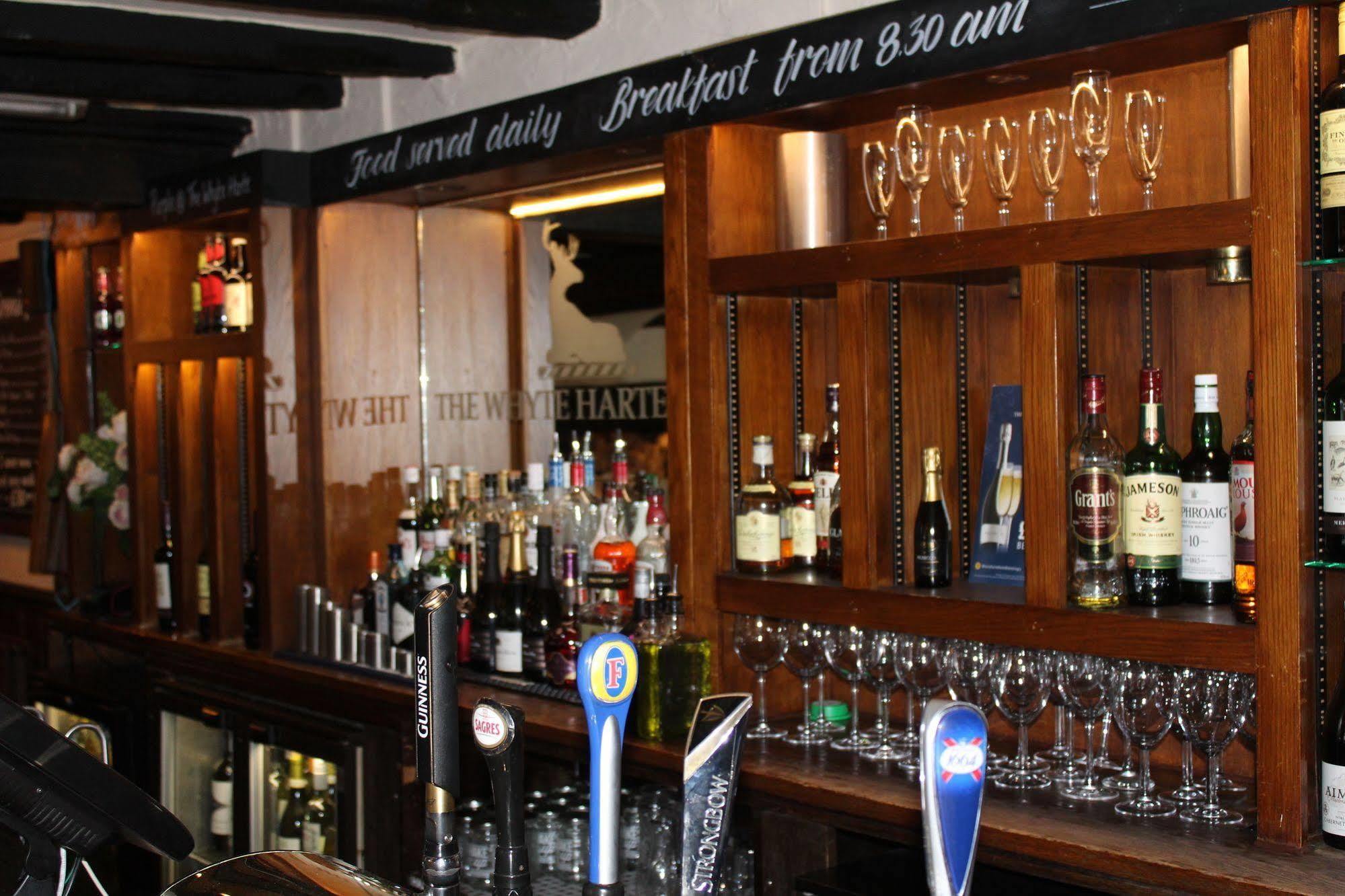 Whyte Harte Hotel Redhill  Extérieur photo